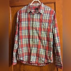 UNTUCKit Casual Red and Blue Button Down Shirt